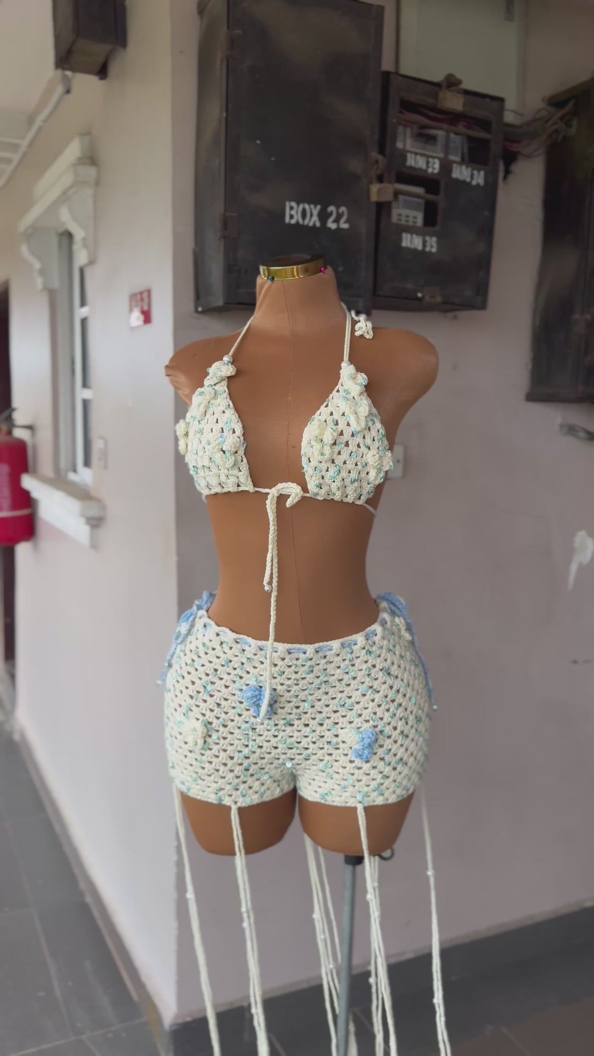 Siren’s cove set