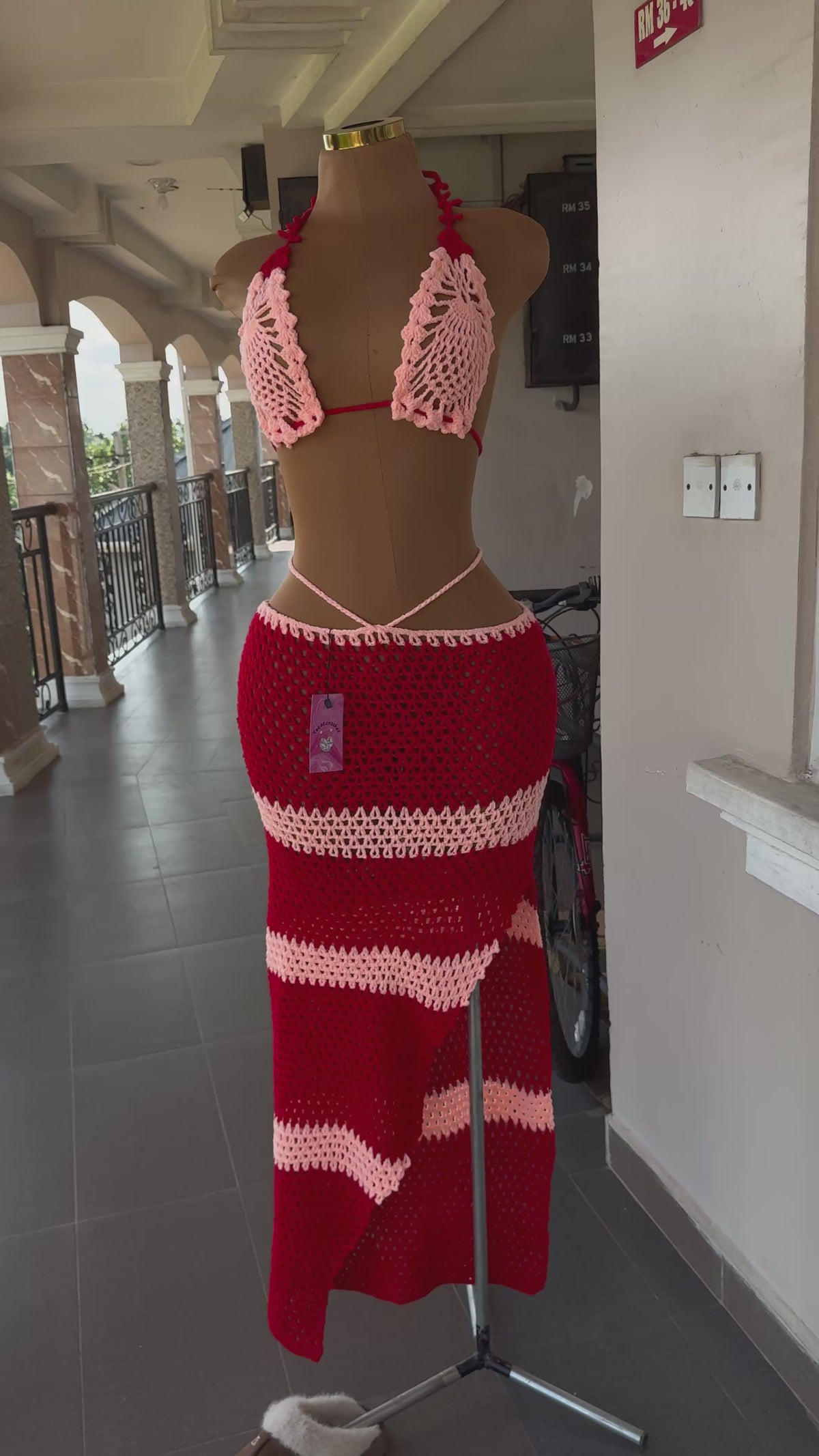 Coral pine set